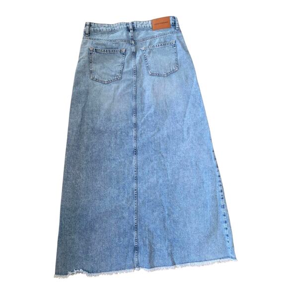 Lucky Brand Light Wash Denim Jean Raw Hem Maxi Skirt | 8/29 | EUC Preppy Boho - Picture 5 of 12
